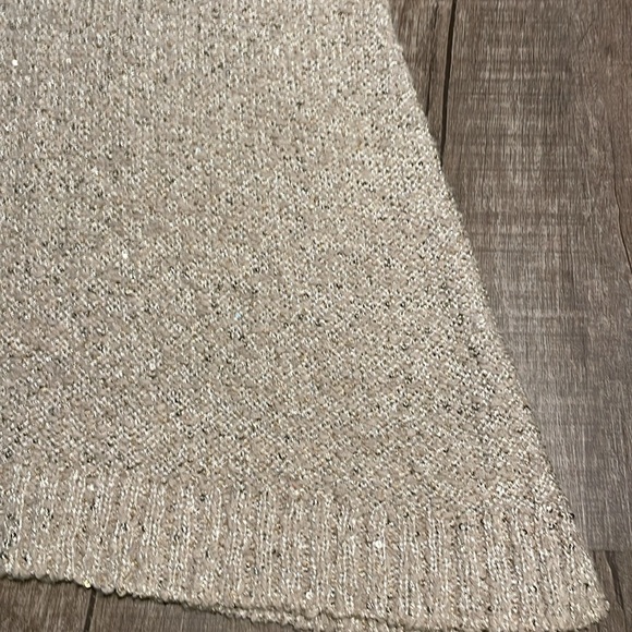 Soft Surroundings hooded pullover - Picture 3 of 6